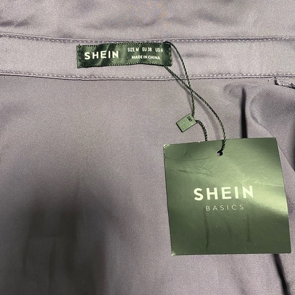NWT Shein Basics satin shirt - size M - Picture 6 of 6